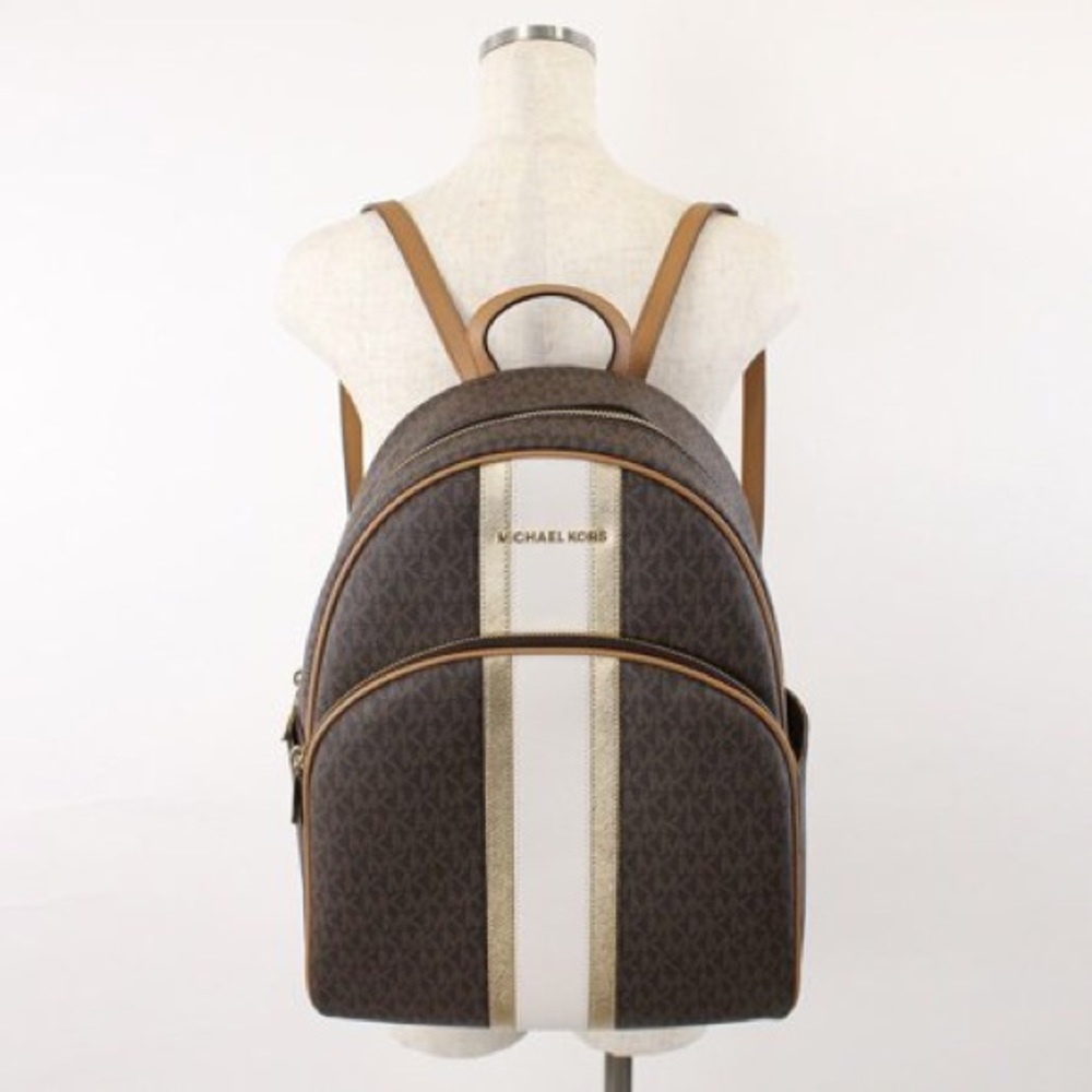 Nwt Michael Kors backpack signature style - Picture 6 of 8